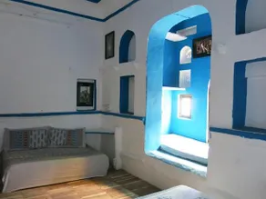 Hotel U-Turn - Image 5