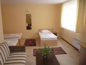 Hotel Sylvia - Image 5