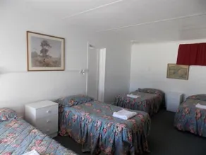 Heywood Motor Inn - Image 3