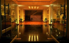 Hotel Tranquil Retreat - Image 4