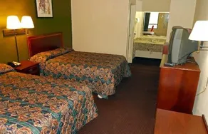 Country Hearth Inn & Suites - Decatur / Atlanta - Image 2