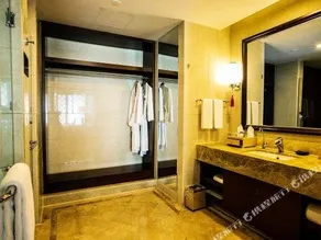 Yichun Grand Metropark Resort - Image 4
