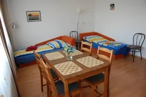Bronson Apartman - Image 4