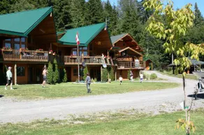 Yellow Cedar Lodge - Image 2