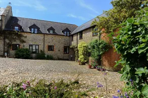 Honeysuckle Cottage - Image 1