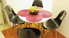 Red & Black Apartment - Image 4