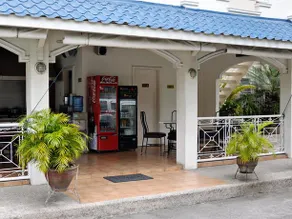 Viajeros Economy Inn - Image 5