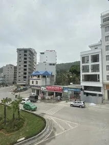 Tom's Family Hotel - Image 5
