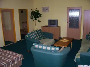 Apartmánový dům Obecná škola - Image 3