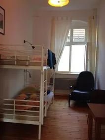 Hostel Dortu 65 - Image 4