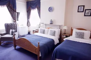 Langton House - Image 4