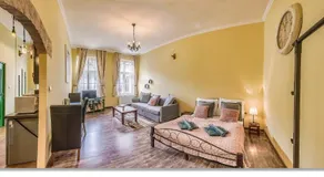 Wine Cellar Boutique Apartment - Image 4