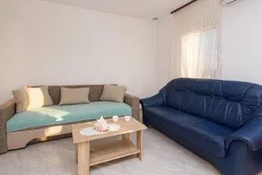 Piccadilly Green Holiday Home - Image 3