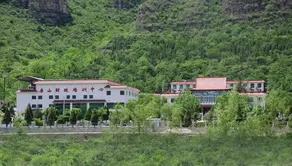 Long Rui Resort - Beijing - Image 2