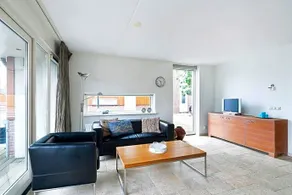 Boathouse Suburban Amsterdam - Image 3