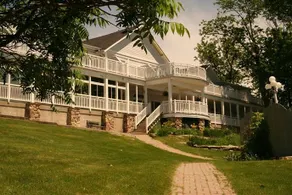 Viamede Resort - Image 2