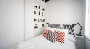 Premium Piso Loft de 3 habitaciones en centro historico - Image 2