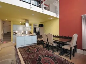 Veeve Family Townhouse Mossbury Road - Image 5