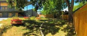 Hostel 512 - Image 3