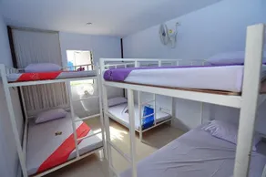 Blanco Dorm Room & Restaurant - Image 4