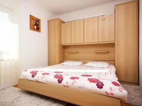 Apartment Damir - Image 3