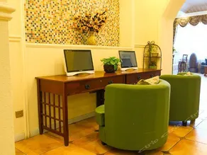 JIAZHOUZHILV HOLIDAY HOTEL - Image 3