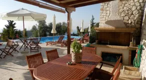 Green Villa - Image 2