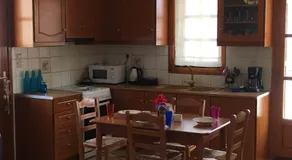 Delicatessen house - Image 4
