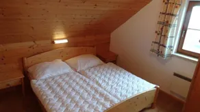 Hutten-Wolf, Feuerkogel Haus Traunsee - Image 4