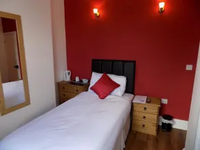River Lodge B&B - Image 5