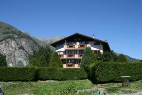 Apparthotel Montana - Image 2