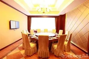 Mingcheng Fangzhou Hotel - Image 4