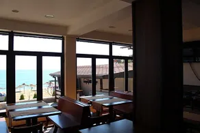 Family Hotel Piter - Image 2