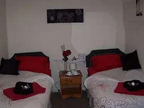 Bonnington Farm Guest House - Image 4