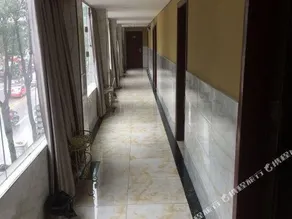 Dongfeng Inn - Image 2