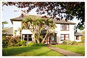 Woodview Farmhouse - Image 3