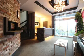 2X Hotel - Image 5
