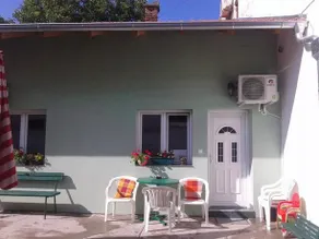 Hostel Zlatna Greda - Image 2