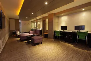BZ Hotel - Image 2