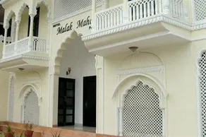 Hotel Malak Mahal Palace - Image 2