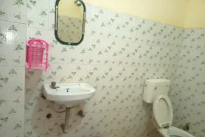 OYO 80802 Rudra Guest House - Image 3