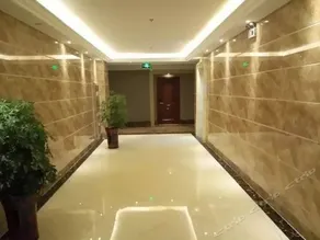 Huitong Business Hotel - Image 4