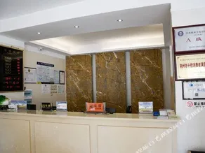 LAI FENG HOTEL - Image 4