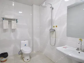 Jinyuan Business Hotel - Image 5