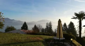 Romantica casetta nel verde con vista sul lago - Image 3