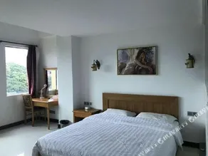 99 Guest House - Image 2