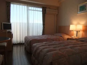 Season Inn Amigos - Image 2