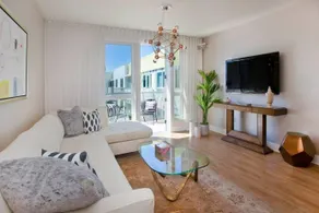 Luxury Resort Style 1Br + Parking Pool Gym - Image 5