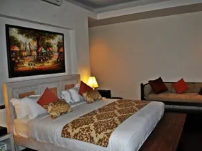 Fullmoon Villa - Image 3