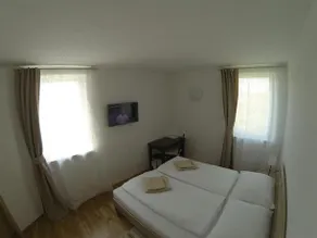 Mondina Guest House - Image 2